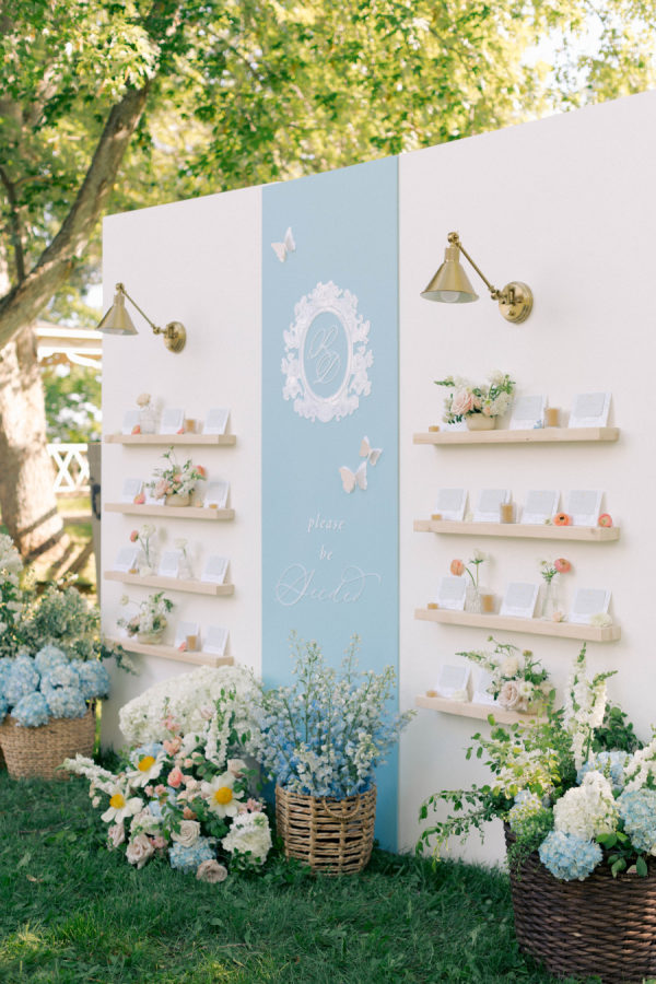 'Hamptons Chic' Wedding Inspiration Nancy Meyers Would Approve of at Naismith House