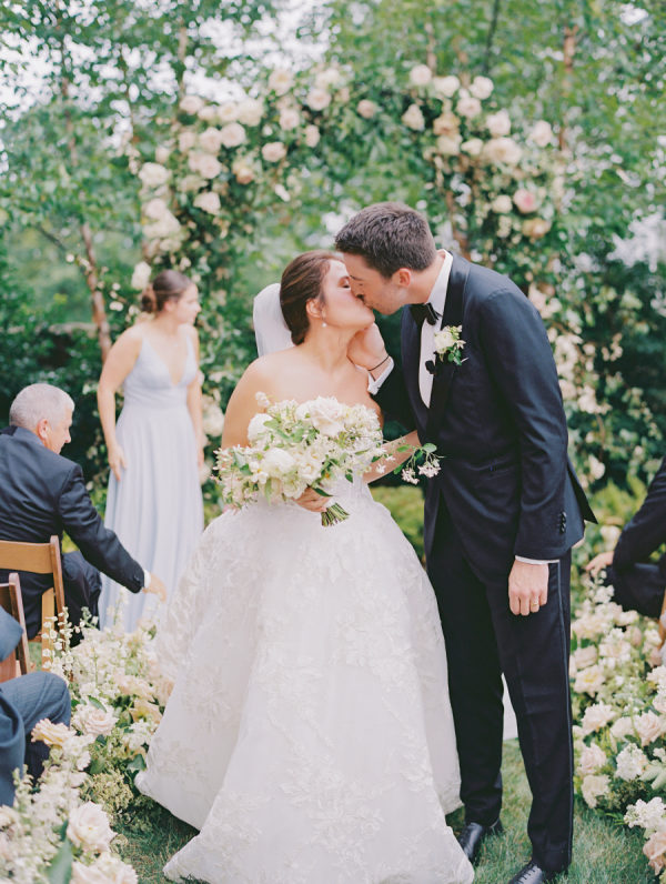 One Look At This Red Fox Inn & Tavern Wedding And You'll Feel Like You're In A French Chateau
